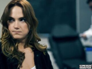 Siri Dahl desires to get preggy. The artificial inseminator fingers her vagina and puts the samples in. Then that guy bangs her making sure it won't fail