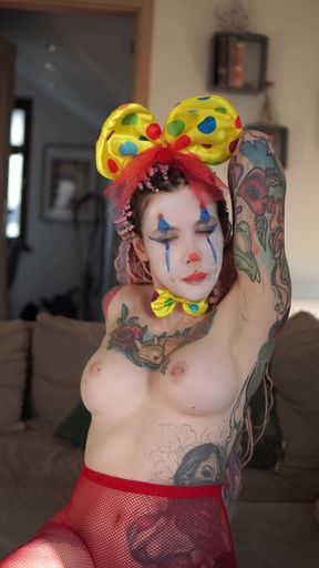 Do my clown armpits make you smile this much?