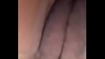 Hoe pussy farts on camera