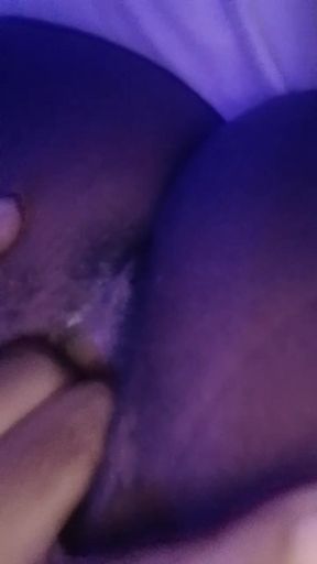 Ovulating Nympho doing a quickie