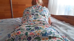 Amateur Blonde Mature Wife Enjoys Foot Worship