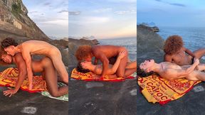 negao fudend com o gringo na praia de aberico