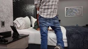 todo lo que tengo de la chikistrikis karol smith antes de su tuneada de tetillas, ;) para cerrar con broche de oro 2 videos del cogidon que le di ya con sus tetonas!