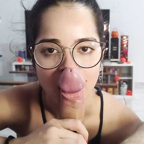 Starting the day with a deep and drooling blowjob from Debora Prado makes me forget that I have the rest of the day ahead🔥 of me