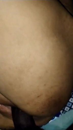 Indian Bhabhi Close-up Short Clean Pussy