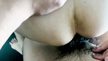 我和继母闺蜜之间的性爱The sex between me and my stepmother's best friend