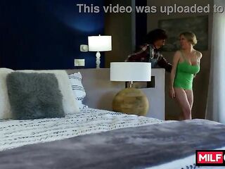 MILFON.com presents: Dee Williams & Axel Haze gets drilled in Cable Dude Plugs The mother I'd like to fuck