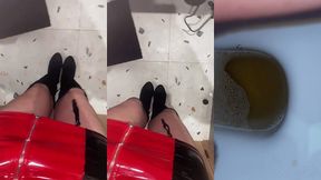 tu veux me regarder faire pipi ?! n’oublies pas d’ouvrir la bouche