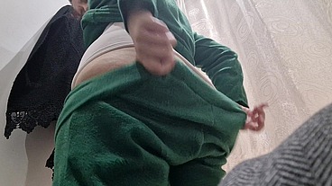 Greasy milf farts thong and hairy pussy