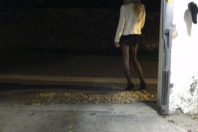 Outdoor crossdresser
