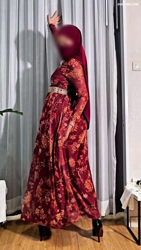 Hijabi Dripping in Red + Heels 👠