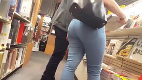 Tight jeans in bookstore