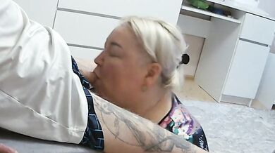 BBW milf friend deepthroat blowjob cum shot in mouth