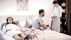 ”Big tits COUGAR nurse fucks paralysed patients hubby on her bed”