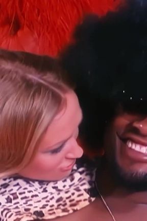 Tommi Rose Have Romantic Sex on a Heart Shaped Bed