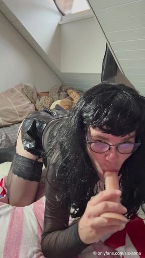 Deepthroat training with Sissy Anna