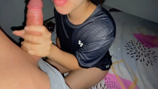 I fuck my stepfather in my mom's bed when he leaves me alone 🍓
