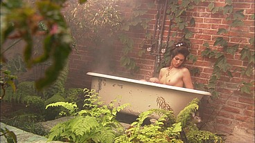 Horny Babe Faith Leon Fucks Her Man in the Yard