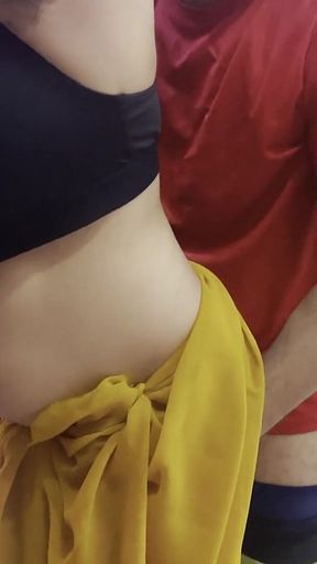 Desi Hot Indian Aunty Got Fucked Before Going to the Party