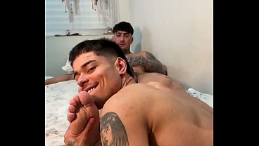 ERA PRA SER S&Oacute_ UMA BROTHERAGEM COM O AMIGO, MAS ELE N&Atilde_O RESISTIU E QUIS ME DAR