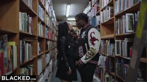 Black This BBC queen finds black nerd with huge cock !