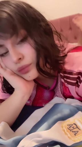 Argentinian amateur latina shows off her big ass in lingerie