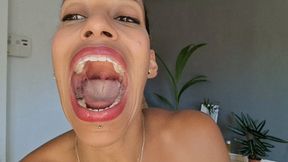 Mouth fetish and spit play