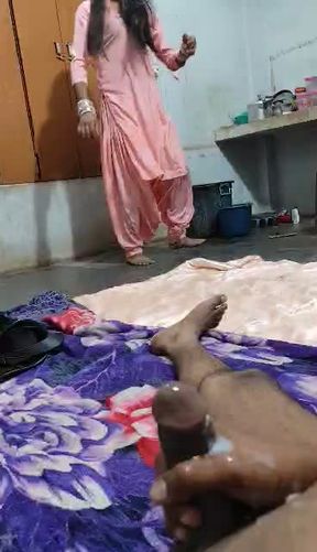 Alisha bhabhi ki gand mari mote lund ne