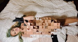 Naked glove/clapping/praise video