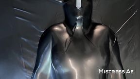 MistressAe and Shannon Huxley: The Vac Bed