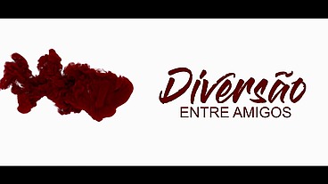 Diversão entre amigos - Meus dois amigos dotados gozaram encima de mim