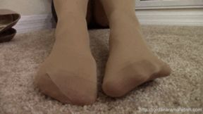 Stroking It To My Feet and Granny Panties-MP4