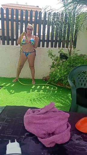 Que bien sienta una ducha fresquita!!!!!!! Lo quieres ver? 😘😘