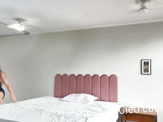 The neighbour's knob entered tearing the cunt of his concupiscent neighbour mother i'd like to fuck (full on red)