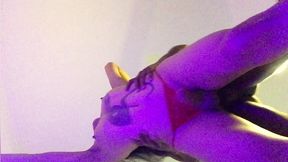 me colocou contra a parede e tome pirocada no cu. gozei muitooo / cornering here against the wall and dick in the ass until ejaculate.look at this ending