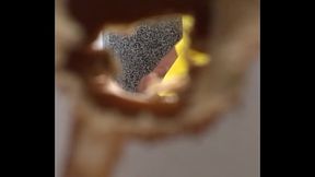 Flagra de punheta no banheiro de maca&eacute_