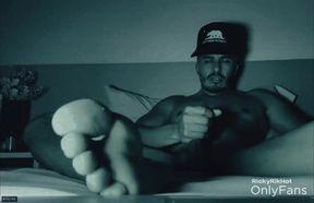 Latin barefeet toe curling orgasm instructions for your cock