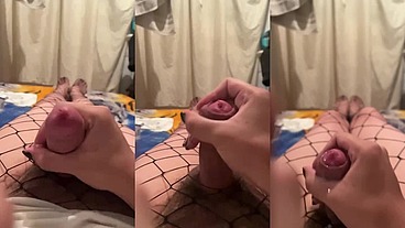 HOT TRANS CUMS LOADS IN SLOW MOTION WHILE IN FISHNET TIGHTS