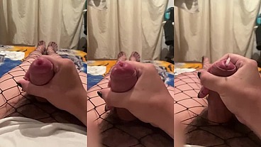 HOT TRANS CUMS LOADS IN SLOW MOTION WHILE IN FISHNET TIGHTS
