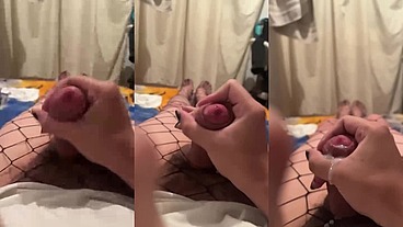 HOT TRANS CUMS LOADS IN SLOW MOTION WHILE IN FISHNET TIGHTS