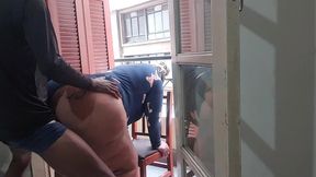 transamos na sacada do hotel em sao paulo