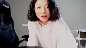 Mix Korean Babe Is Cute And Sexy