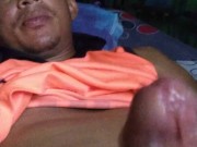 Full acabada con una paja a Solas