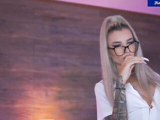 Big Titty Blonde Soaked Jessye