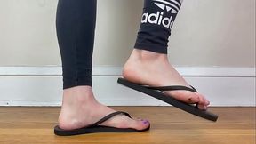 Compilation of sexys flip flops