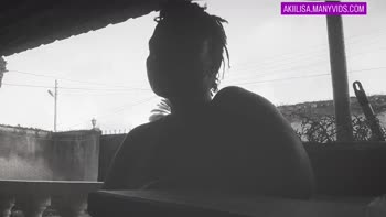 AKIILISAH - Akiilisa's Morning Smoke: Exclusive Ebony Solo