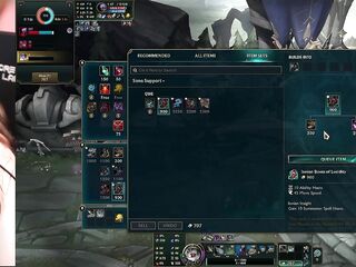 cute trans gamer cutie plays league of legends nakeddd! so prettyyy