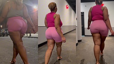 Boricua Leg Tease Queen
