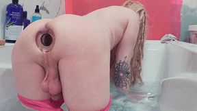 Butt Girl Tiffany Ciskiss Anal Gape XL Plug