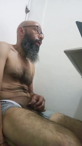 Just in Underwear for You, Enjoy It